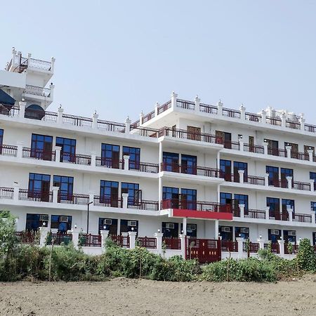 Hotel Sun Haven Greater Noida Dış mekan fotoğraf
