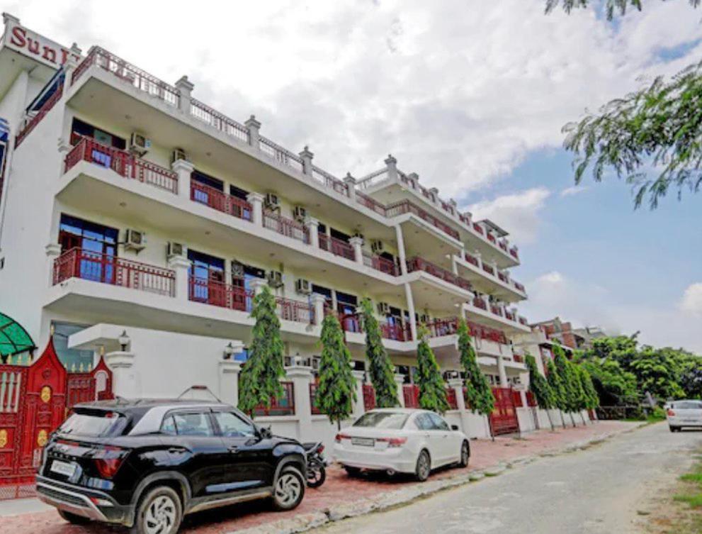 Hotel Sun Haven Greater Noida Dış mekan fotoğraf